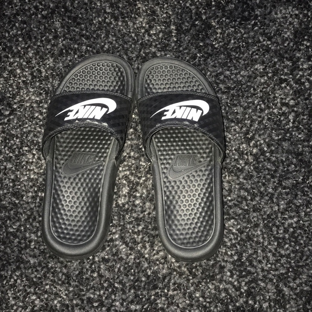 nike slides